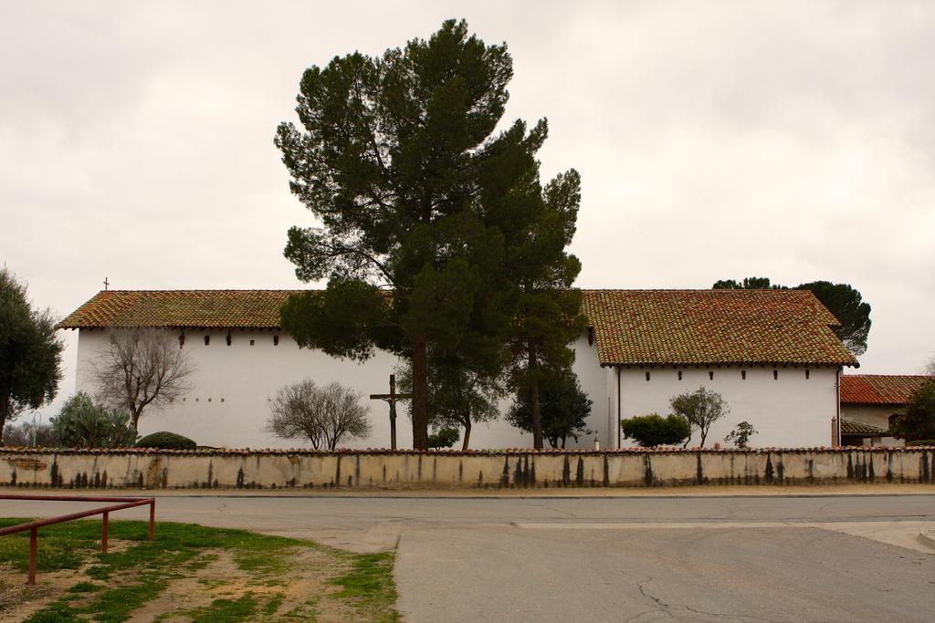 Western States Inn - San Miguel San Miguel  Exterior photo